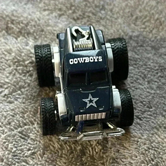 Cowboys collectibles glass with three mini cars - Picture 2 of 6